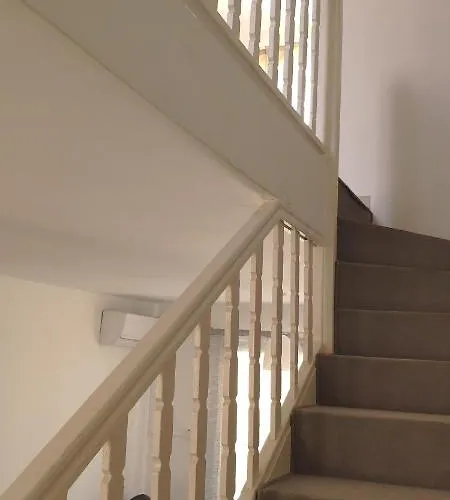 Isabella Townhouse * פאפוס